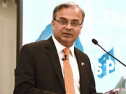کورونا وبا کے باعث پاکستان کی معاشی ترقی کے سفر کودھچکا لگا اسد مجید خان