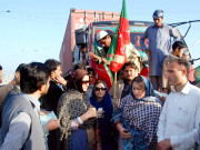 تحریک انصاف کا15ویں روزبھی احتجاج  دھرنا جاری رکھنے کااعلان