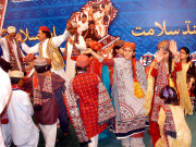 سندھ کا یوم ثقافت کراچی میں بھی جوش و جذبے سے منایا گیا 