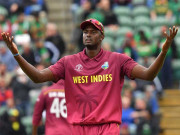 نسل پرستی پر بھی میچ فکسنگ اور ڈوپنگ جیسی سزا دیں ہولڈر