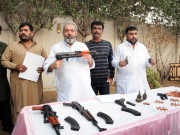 بھتہ اغوا اور ٹارگٹ کلنگ میں ملوث5ملزمان گرفتار اسلحہ برآمد