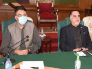 اسد عمر کا کراچی میں اتوار سے غیراعلانیہ لوڈشیڈنگ کےخاتمے کا اعلان