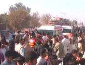 تیز رفتار ڈمپر اور بس نے 3 موٹر سائیکل سواروں کو کچل دیا ٹرین سے کٹ کر نوجوان جاں بحق 