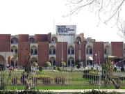 صوبوں سے آکر وفاق میں ضم ہونے والے 26 ڈاکٹروں کو شوکاز نوٹسز جاری
