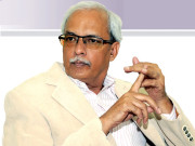 کہانی کے ابلاغ پر یقین رکھنے والے قبیلے سے ہوں اخلاق احمد