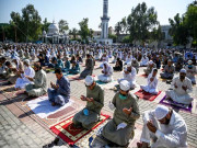ملک بھر میں عید الاضحیٰ کا پہلا روز مذہبی عقیدت و احترام کے ساتھ منایا گیا
