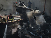 طیارہ حادثہپی آئی اے کا جاں بحق افراد کے لواحقین کو1کروڑ فی مسافرادائیگی کااعلان