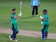 آئرلینڈ نے ایک بار پھر دنیائے کرکٹ کوحیران کردیا