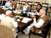 خیبرپختونخوا میں پی ٹی آئی حکومت کے 2 سال خواتین ارکان کابینہ میں نمائندگی سے محروم