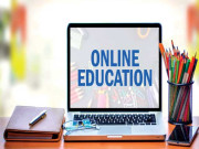 ’آن لائن‘ لیکچر دینا ہر ایک کے بس کا روگ نہیں