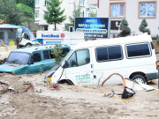 ترکی میں سیلاب سے 5 افراد ہلاک اور 12 لاپتہ