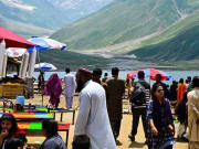 کورونا پھیلنے پا ناران کاغان شوگران کے 28 ہوٹل ریستوران سیل