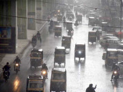 مون سون سسٹم کمزور آج ہلکی بارش کا امکان