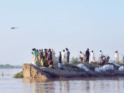 چنیوٹ کے مقام پر اونچے درجے کا سیلاب متعدد دیہات کا زمینی رابطہ منقطع