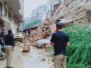 کراچی میں بارشوں سے نقصانات اداروں کی ناقص کارکردگی کیخلاف درخواست دائر