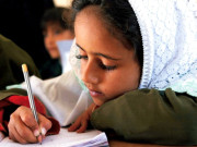 اخلاقی تعلیم بچوں کی کردار سازی کے لئے ضروری