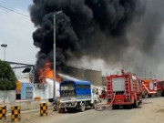 کیماڑی میں آئل ٹرمینل پر آتشزدگی دو افراد جاں بحق