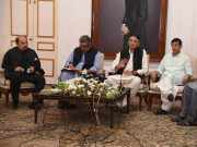 سندھ حکومت کا کراچی پیکیج میں 800 ارب دینے کا دعویٰ درست نہیں وفاقی وزرا