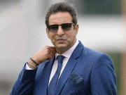 آئندہ تھری پیس سوٹ پہن کر سوئمنگ کروں گا وسیم اکرم