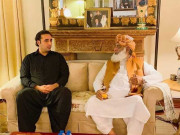 اے پی سی مولانا فضل الرحمان کا خطاب براہ راست نشر نہ کرنے پر بلاول سے احتجاج