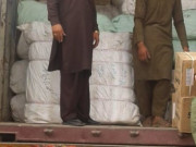 لیاری اور میٹھادر میں چھاپوں کے دوران 12 کروڑ روپے مالیت کے اسمگل شدہ کپڑے برآمد