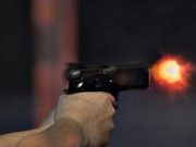 کراچی میں پولیس اہلکاروں پر حملے کی ویڈیو وائرل