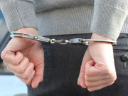 فرانس میں بیٹی سمیت 160 بچوں کو جنسی زیادتی کا نشانہ بنانے والا درندہ گرفتار