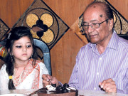 کینسر سے لڑنے والے حنیف محمد کو قرضوں نے جکڑ لیا 