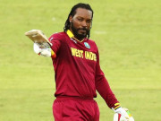 کرس گیل 1000 ٹی 20 چھکے جڑنے والے پہلے کھلاڑی بن گئے