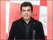 پٹائی سے بچنے کے لیے گھر والوں سے چھپ کر گاتا تھا وارث بیگ