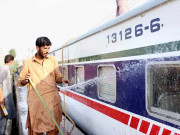 کراچی سرکلر ریلوے کی بحالی ٹرین سٹی اسٹیشن پہنچ گئی