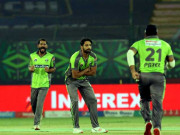 لاہور قلندرز پچ کا مزاج سمجھنے میں ناکام 52 ڈاٹ بال کھیلیں