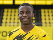 16سالہ یوسوفا بنڈسلیگا تاریخ میں ڈیبیو کرنے والے کم عمر ترین فٹبالر