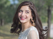 سوشل میڈیا پر تنقید سے گھبرا کراداکاری اورملک چھوڑنے کا فیصلہ کرلیا تھا ماورہ حسین