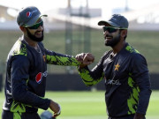 ٹی ٹوئنٹی سیریز کے بعد عماد وسیم اور محمد حفیظ کو ریلیز کر دیا جائے گا