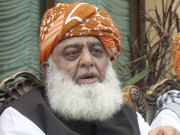 ملک میں آمریت کے مہرے نے جمہوریت کو دفن کردیا مولانا فضل الرحمان