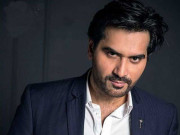 سیلفی نہ بنوانے پر ہمایوں سعید نے مداح سے معافی مانگ لی