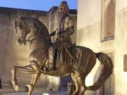 لاہور میں مہاراجہ رنجیت سنگھ کے مجسمے کا بازو توڑنے والا نوجوان گرفتار