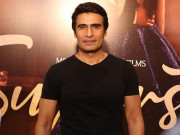 اداکار فرحان علی آغا کا تحریک انصاف میں شمولیت کا اعلان