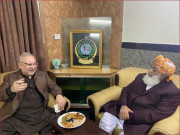 حکومت اور اپوزیشن میں رابطے درانی پیر پگارا کا پیغام لے کر فضل الرحمان کے پاس پہنچ گئے