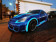 بائیک کار اور ہیلمٹ کو روشن کرنے والا پینٹ تیار