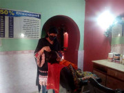 کورونا لہر کے باعث بیوٹی پارلرز کا کام شدید متاثر