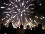 کراچی میں سالِ نو کا جشن عالمی طرز پر منانے کا اعلان، شان دار آتش بازی ہوگی