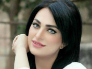 پاکستانی ٹرانس جینڈر ماڈل واداکارہ رمل علی پی ٹی آئی میں شامل