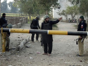 شمالی وزیرستان فورسزکی گاڑی پربم حملہ 2 اہلکار شدید زخمی