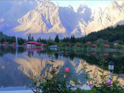 اوورسیز پاکستانیوں نے گلگت بلتستان میں وسیع پیمانے پر سرمایہ کاری شروع کردی