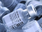 برطانیہ سے پاکستان کو کورونا ویکسین کی پہلی کھیپ 7 اپریل کو ملے گی