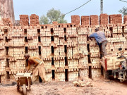 پنجاب میں اینٹوں کے بھٹوں کی زگ زیگ پرمنتقلی سے محنت کشوں کی صحت میں بہتری