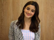 عارضی قرنطینہ کے بعد عالیہ بھٹ کی کورونا رپورٹ منفی آگئی