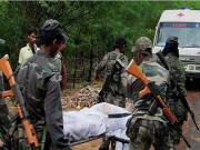 بھارتی پیراملٹری فورس کی گاڑی کو دھماکے سے اُڑادیا گیا 3 اہلکار ہلاک